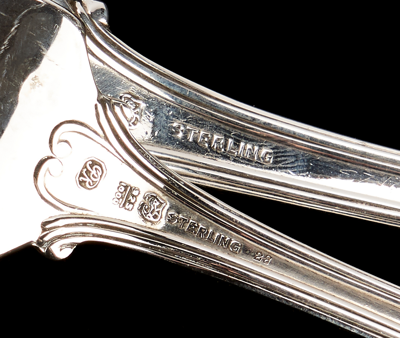 Lot 81: 191 Pcs. Towle Paul Revere Pattern Sterling Silver Flatware