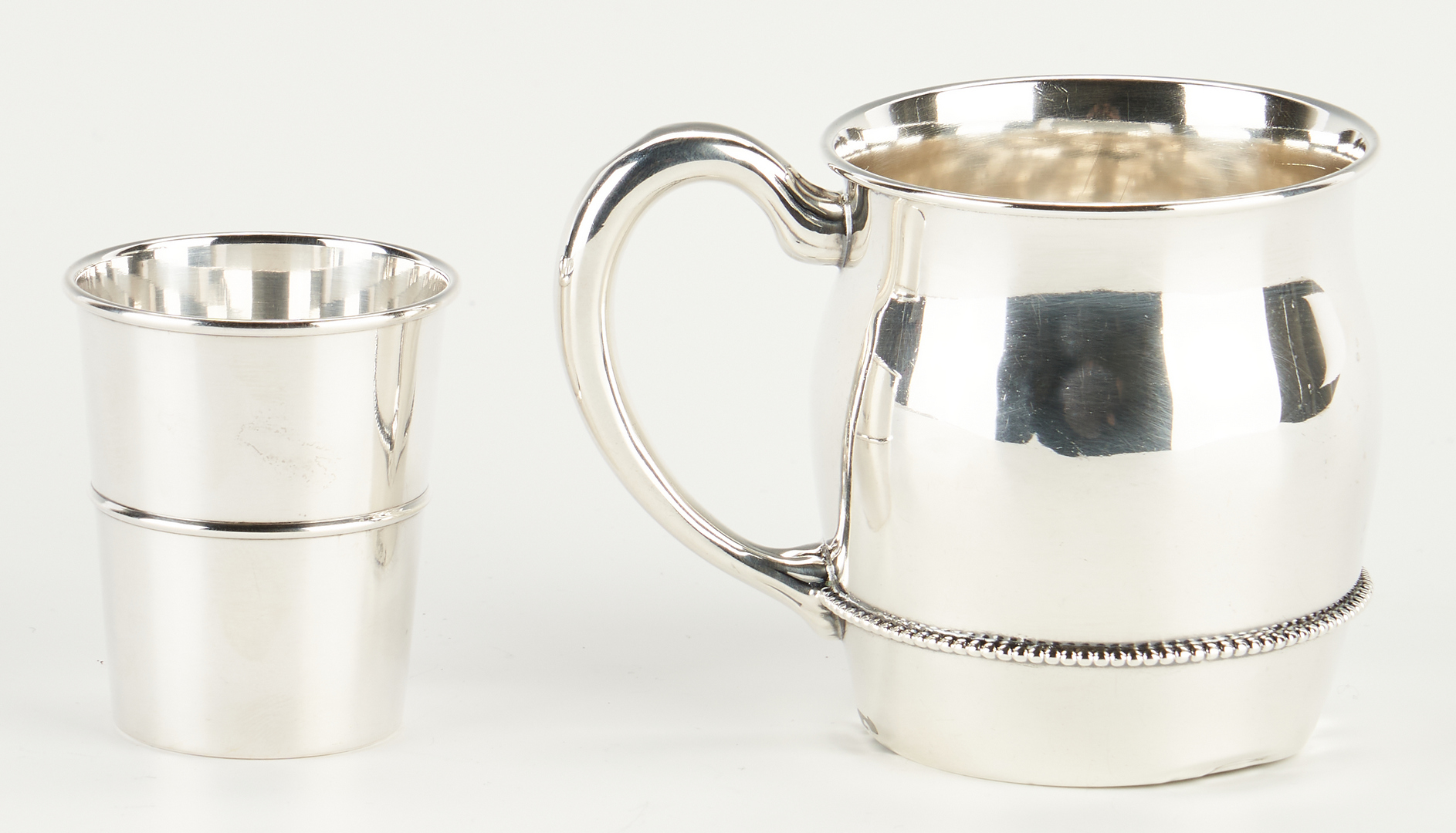 Lot 912: Grouping of 15 Sterling Silver Items, incl. Navarre Gravy Boat