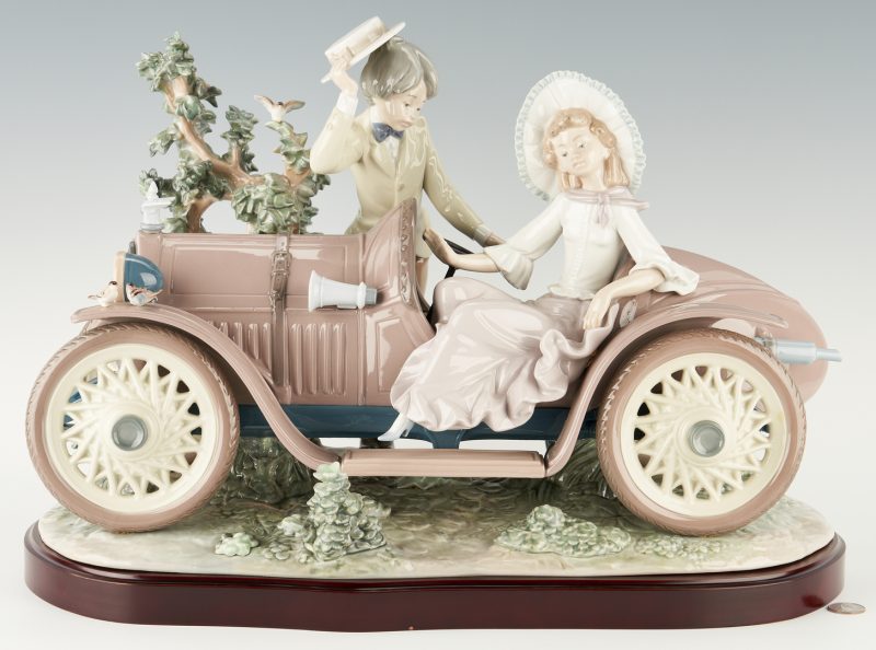 Lot 952: Limited Edition Lladro Porcelain Figurine Group, First Date
