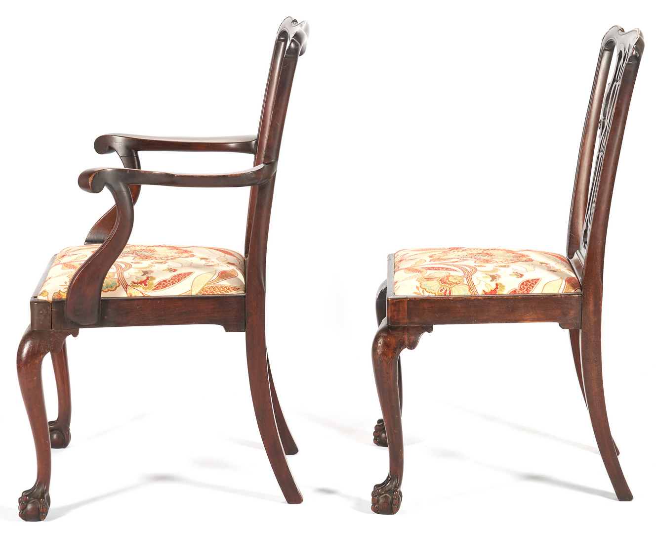 Lot 152: Set of 7 Chippendale Style Carved Mahogany Dining Chairs