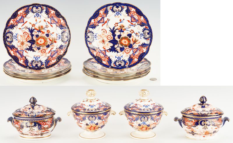 Lot 185: 12 Royal Crown Derby King's Pattern Table Items