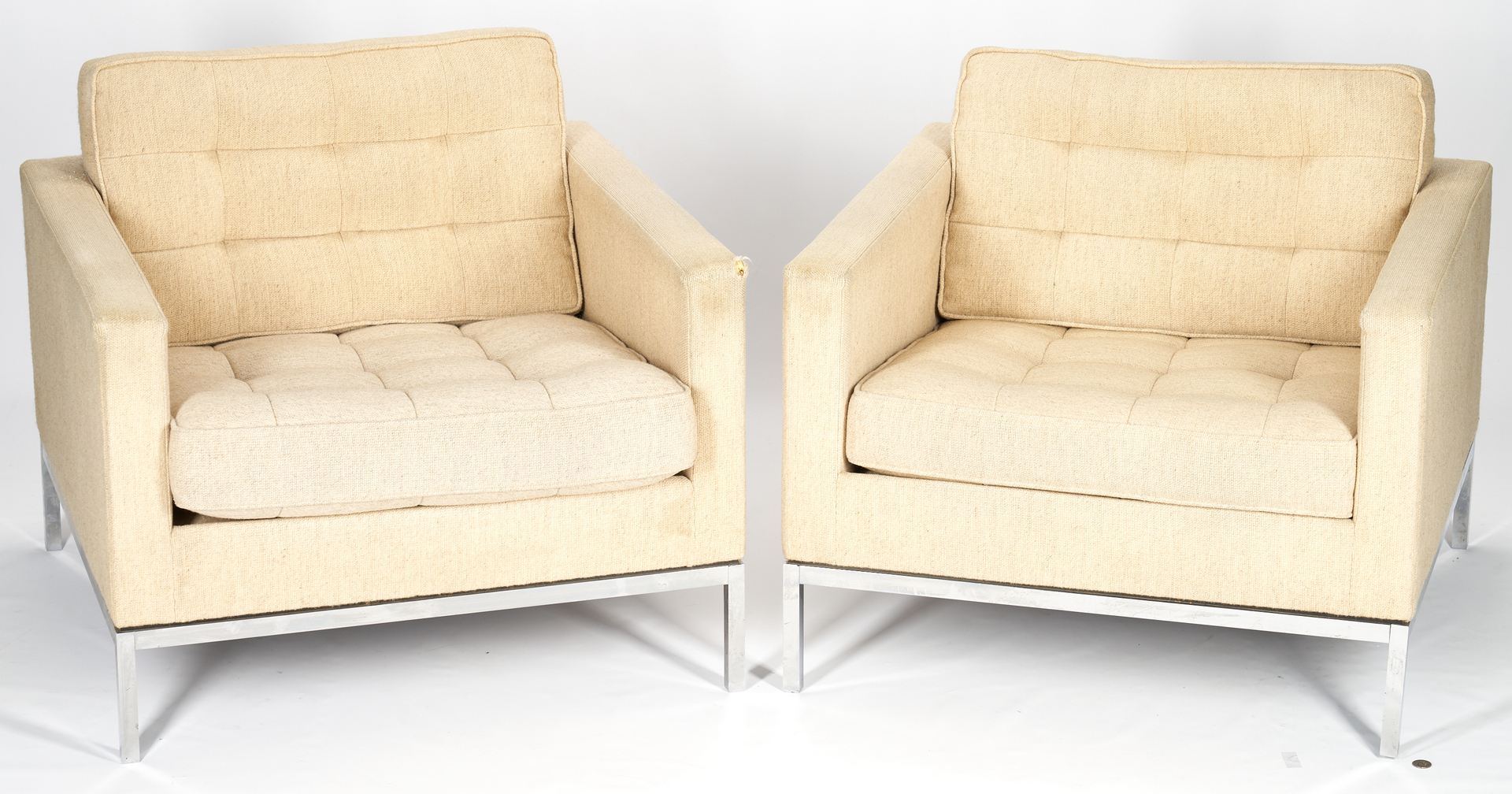 Lot 239: Pr. Mid-Century Florence Knoll Labeled Lounge Chairs