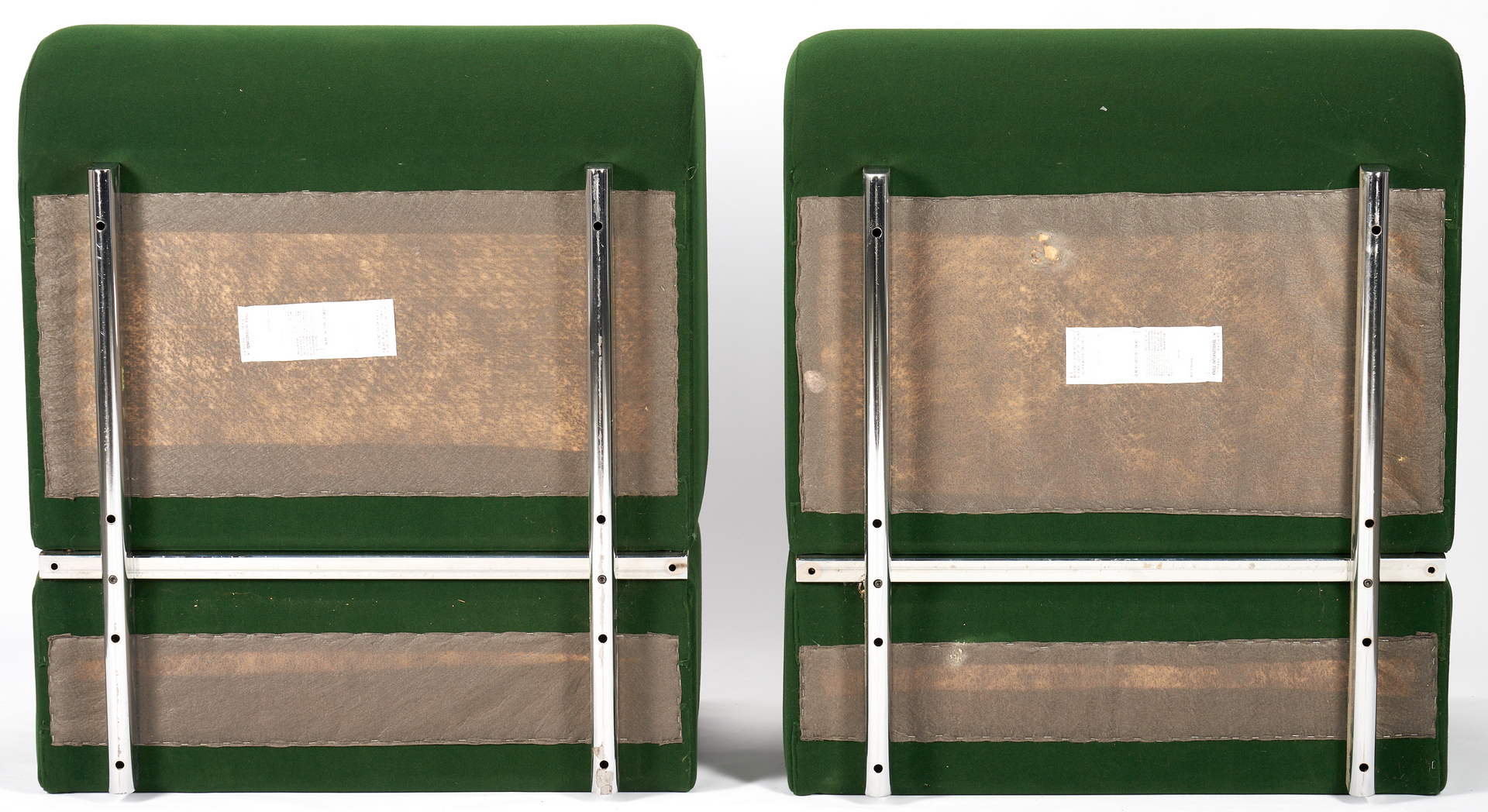Lot 240: Pair Labeled Kazuhide Takahama Knoll Chairs