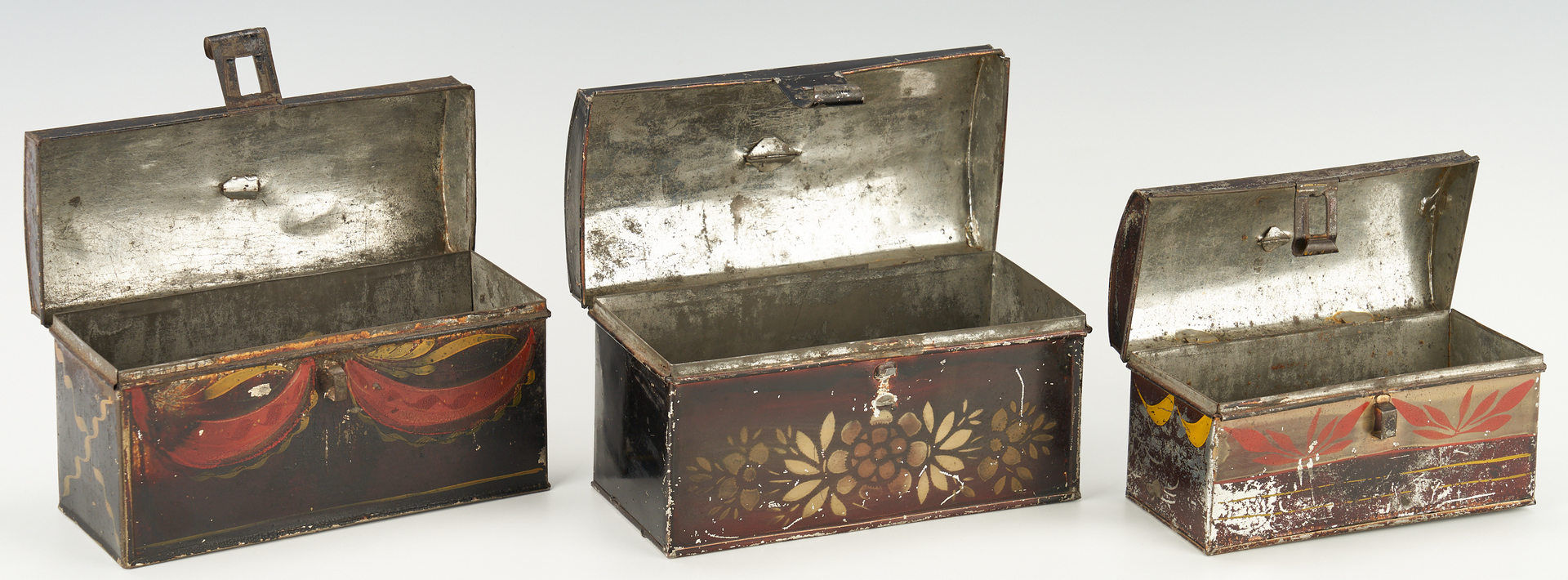 Lot 267: 6 Toleware Domed Top Boxes