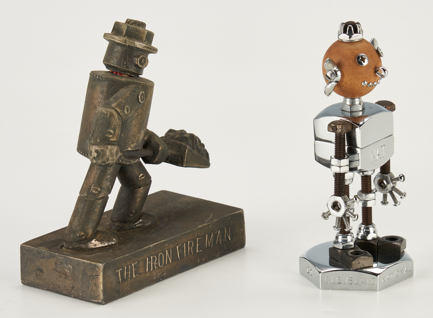 Lot 406: 4 Desk Items, incl. Robot Paperweights, F.D.R. Lamp