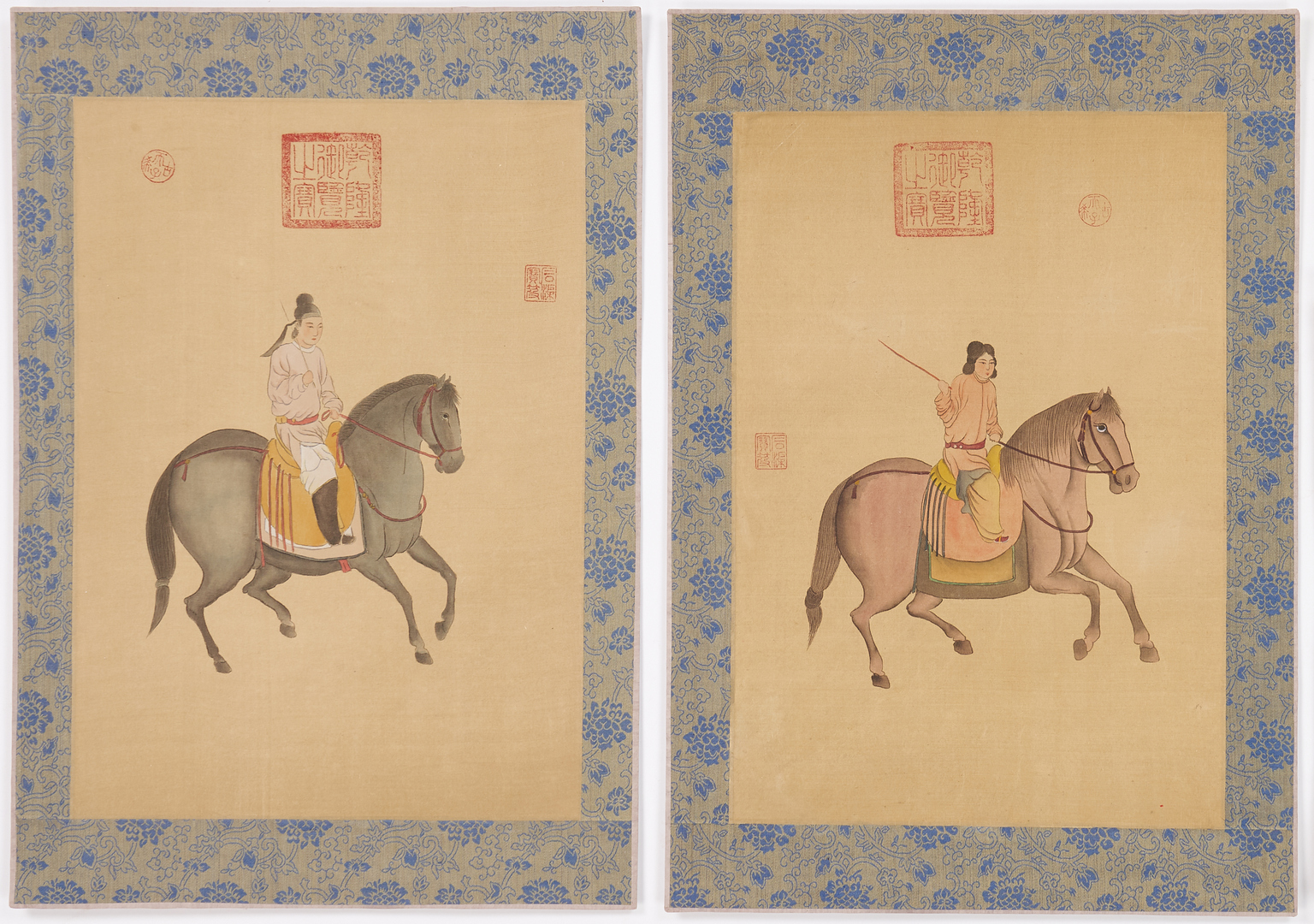 Lot 485: 4 Chinese Paintings on Silk, incl. Horses
