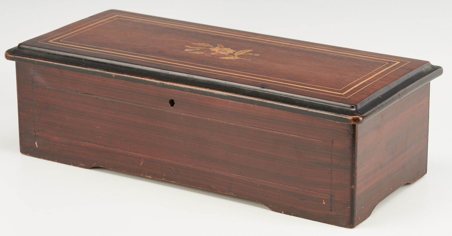 Lot 503: 19th Century Swiss 8 Tune Tabletop Music Box