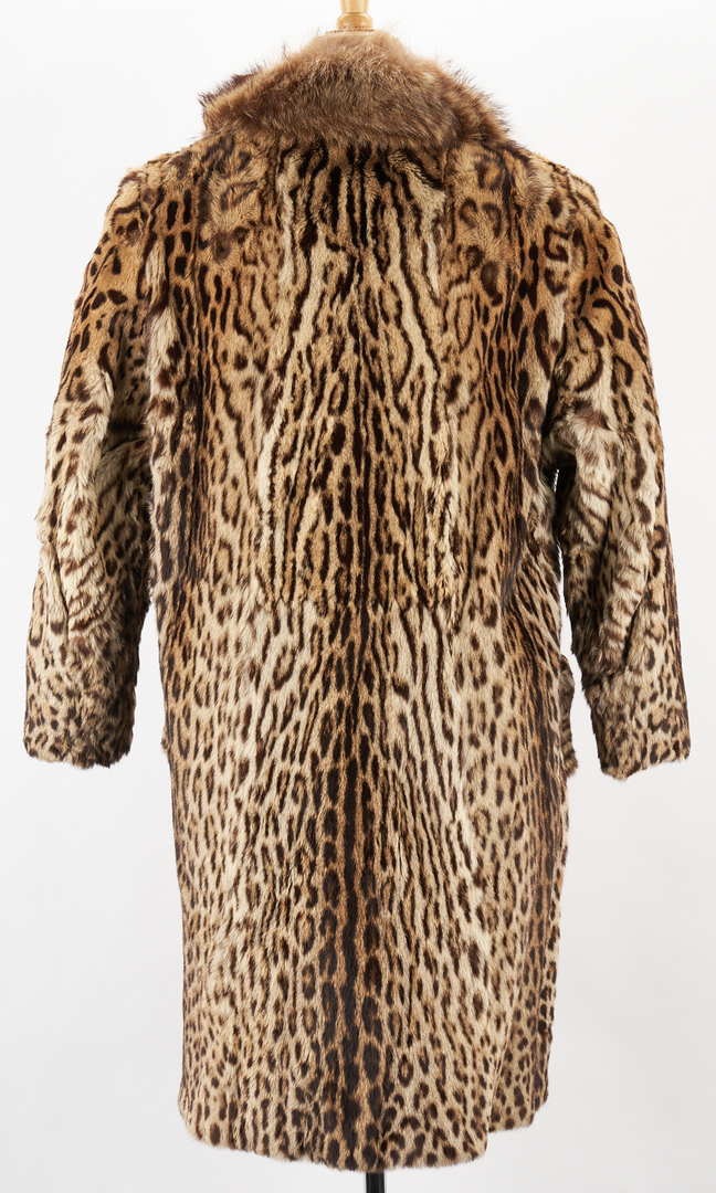 Lot 512: Ladies Full Length Leopard Fur Coat