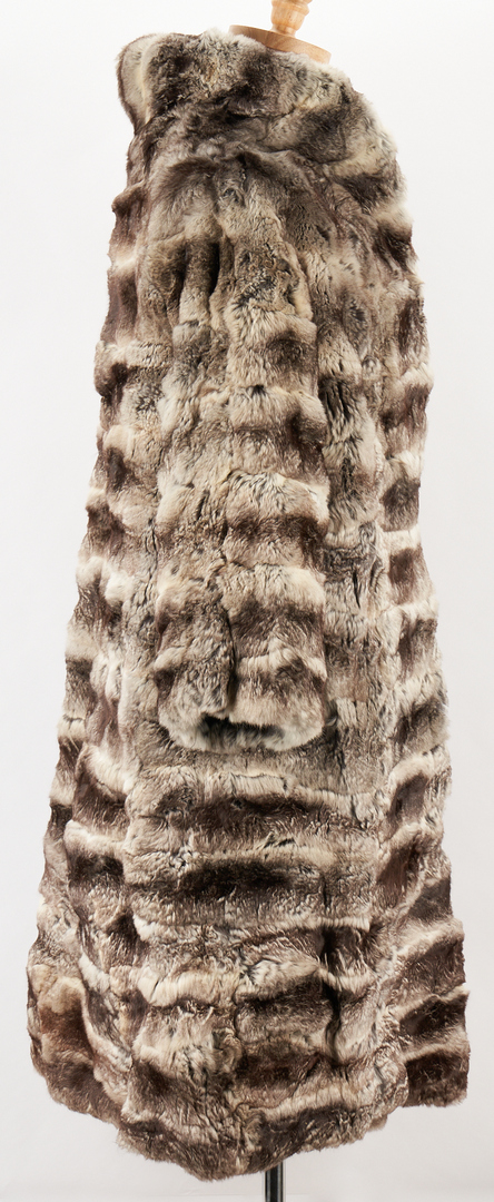 Lot 514: Ladies Full Length Chinchilla Fur Coat