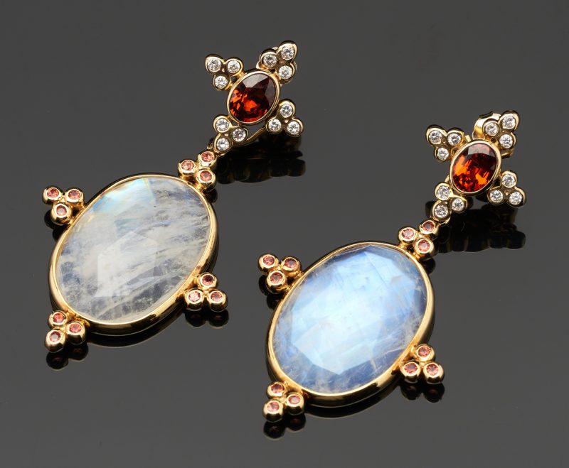 Lot 1105: Pair Moonstone & Garnet Earrings