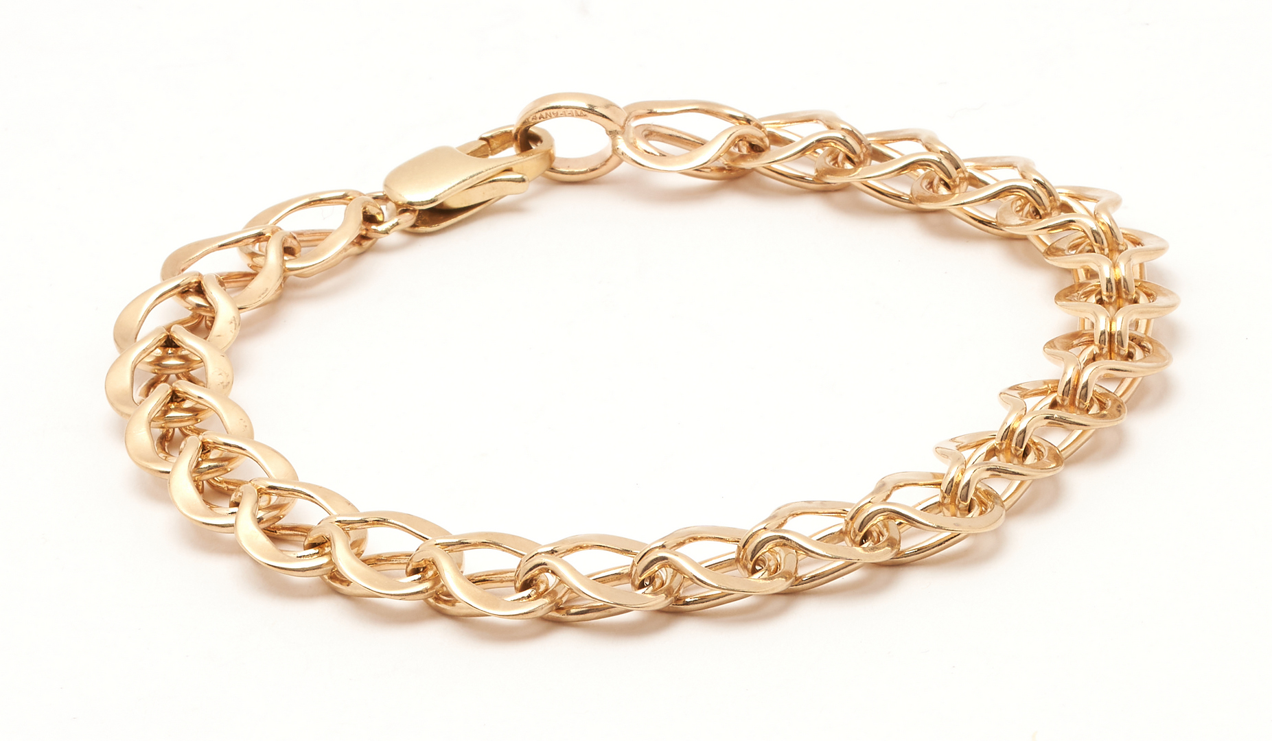 Lot 1121: Ladies 14K Gold Bracelet