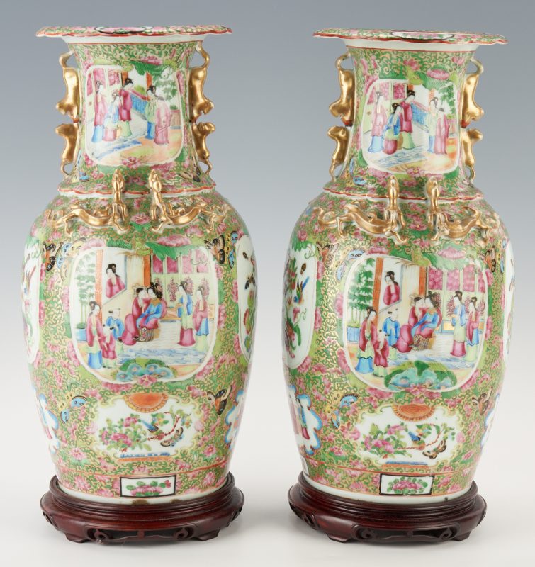 Lot 35: Pair Chinese Rose Medallion Porcelain Vases or Urns w/ Chilong Dragons