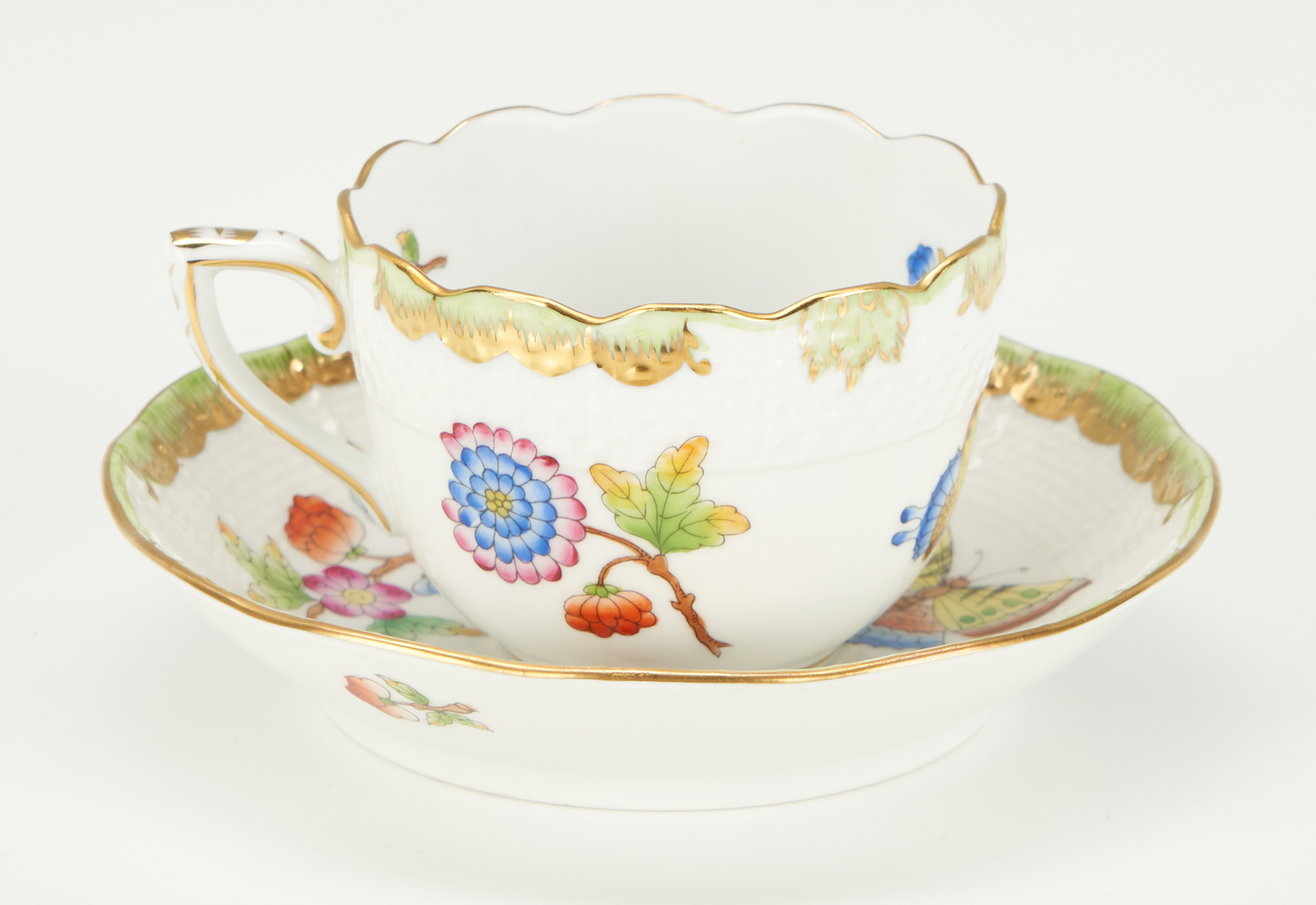 Lot 364: 30 Pcs. Herend Queen Victoria Tea & Coffee Set