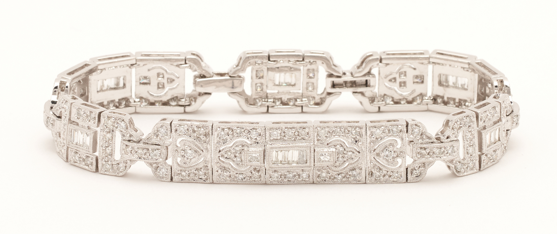 Lot 376: Platinum Diamond Art Deco Bracelet