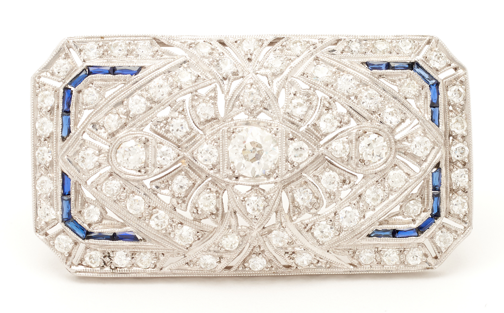 Lot 406: Platinum Art Deco Diamond Brooch