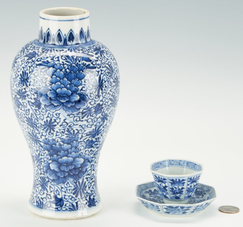 Lot 42: 3 pcs. Blue and White Porcelain incl. Vung Tau Cargo