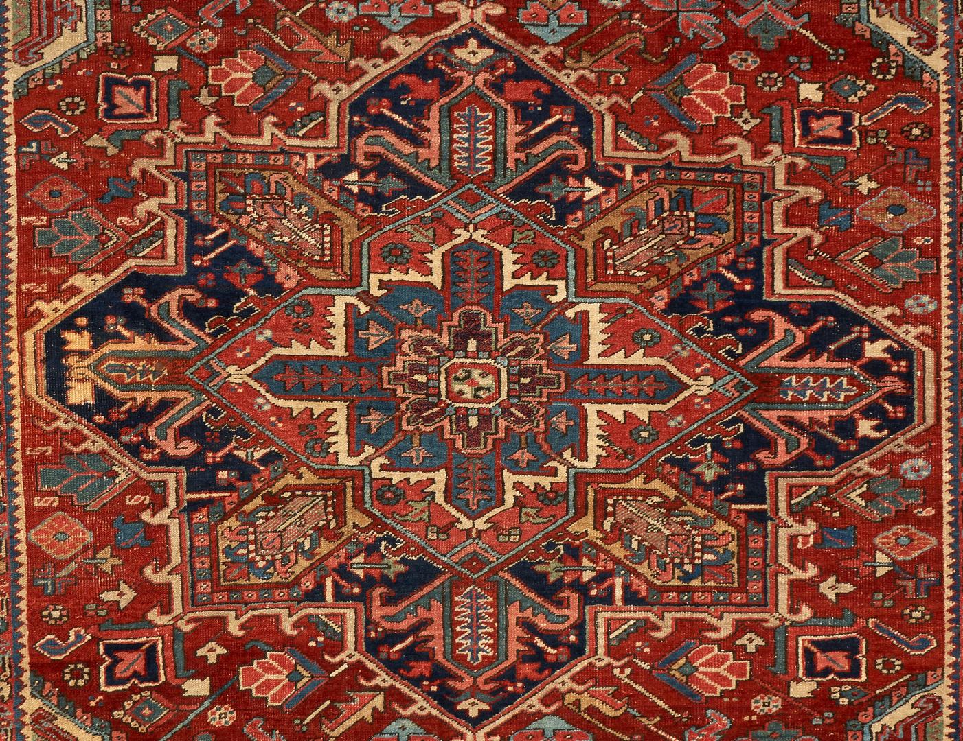 Lot 530: Persian Heriz Rug, 8 x 11