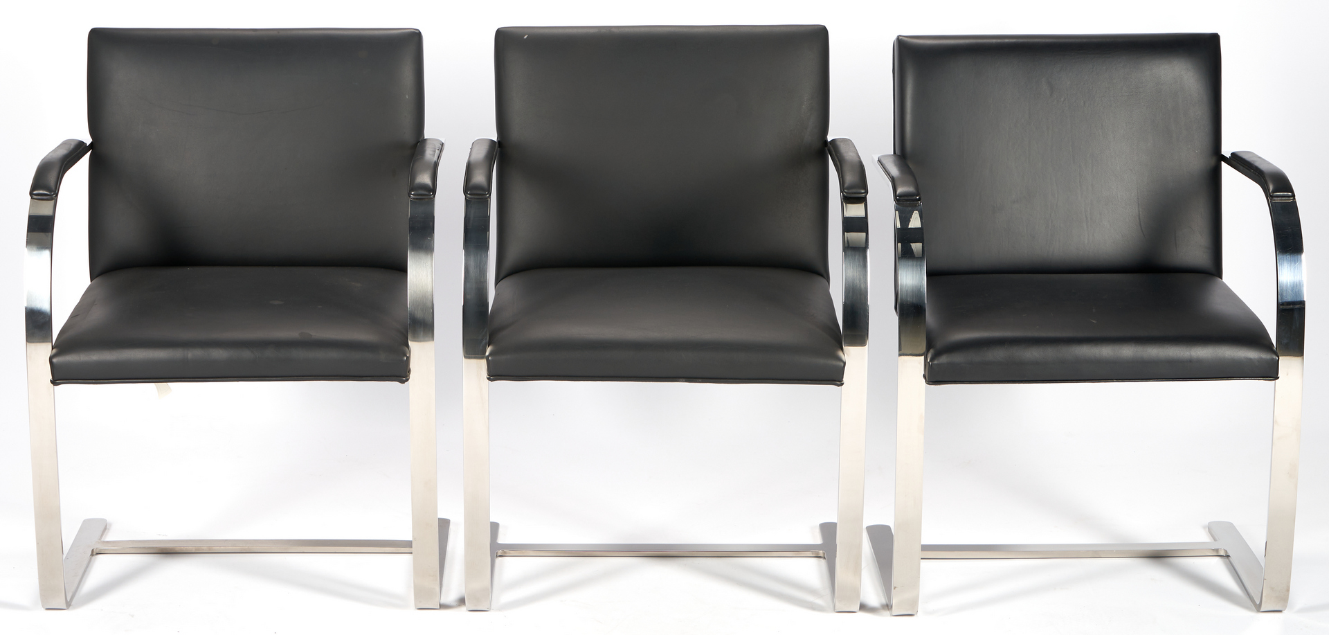 Lot 556: 12 Knoll Brno Leather Flat Bar Chairs