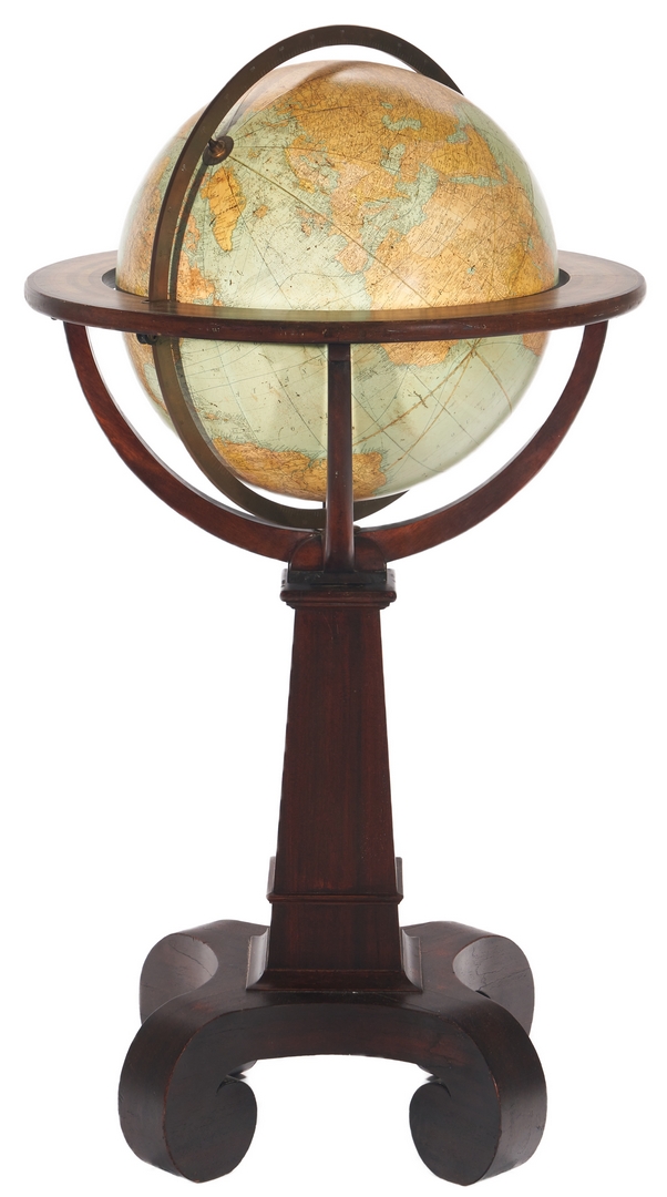 Lot 622: 18" Terrestrial Floor Globe in Mahogany Stand
