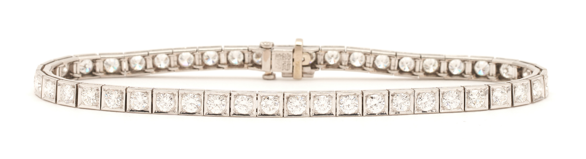 Lot 69: Ladies Platinum & Diamond Line Bracelet, 5.52 Carats Total