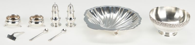 Lot 752: 9 Tiffany and Cartier Pieces incl. Bowl, Shell and Salts