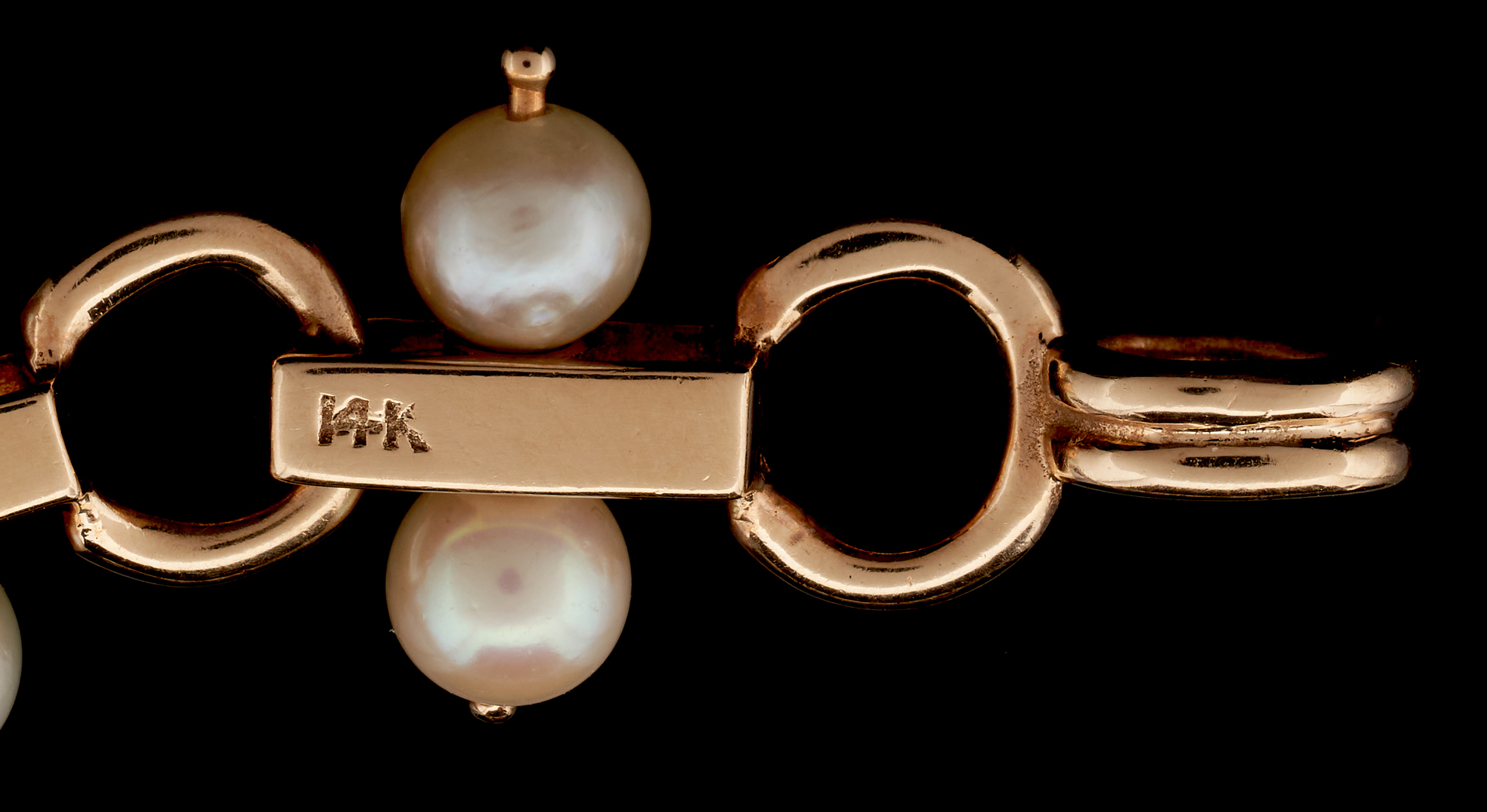 Lot 829: Antique 14K Gold Link Pearl Bracelet