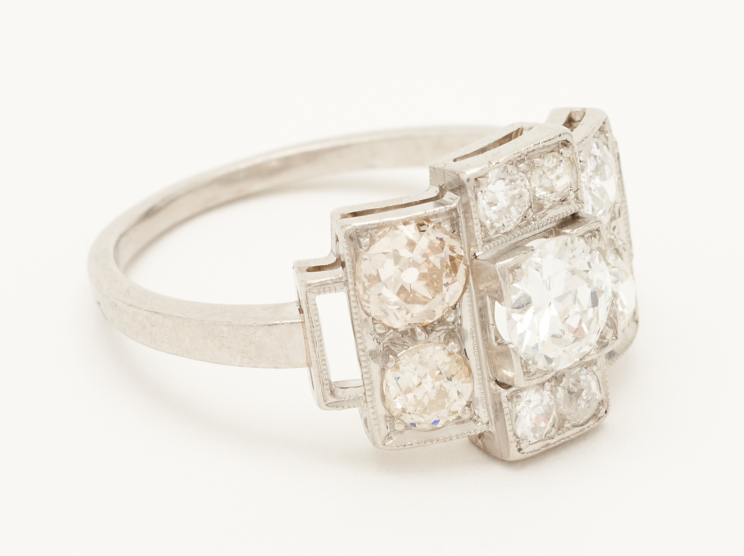 Lot 830: Ladies Platinum Art Deco Diamond Ring, 1.53 TCW