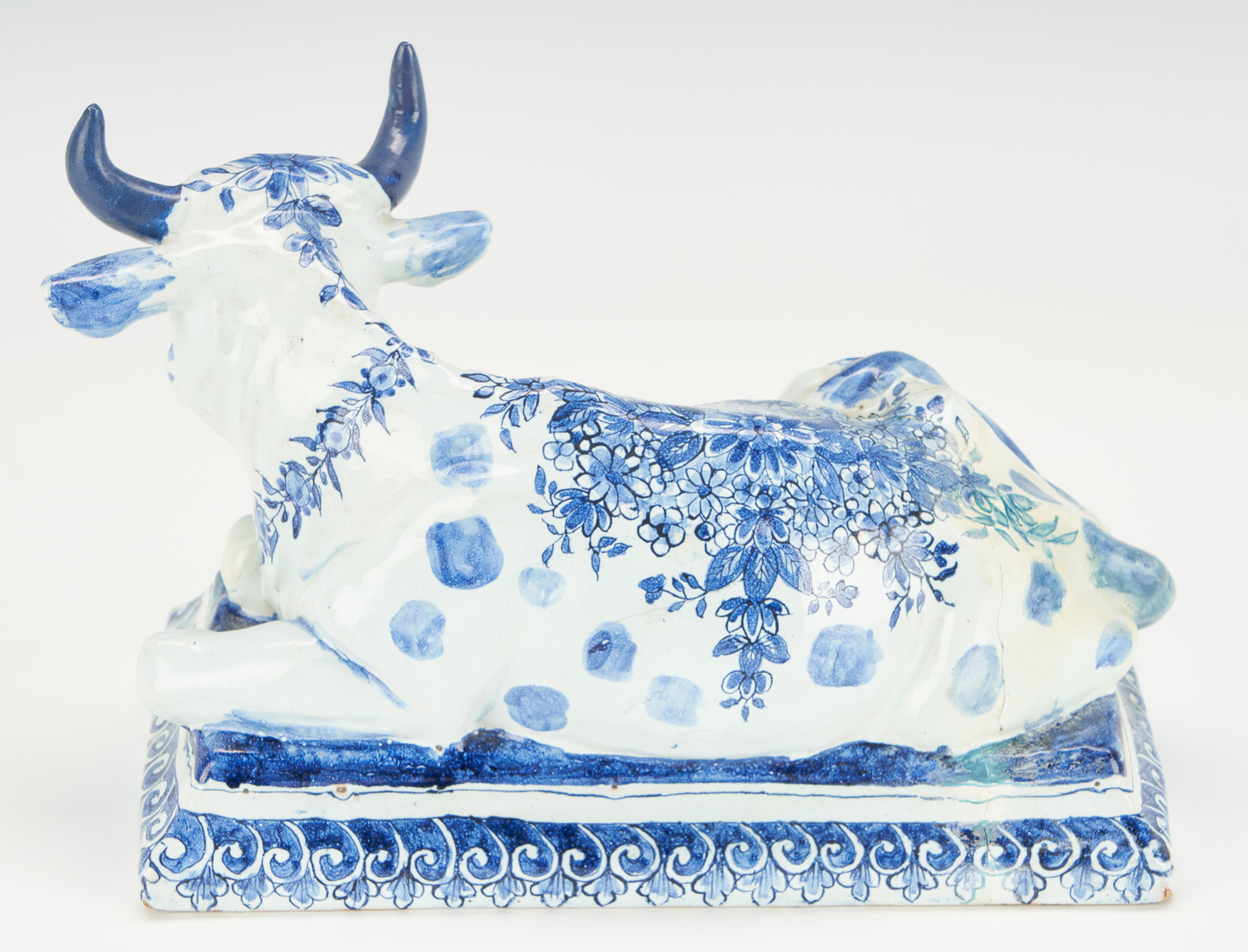 Lot 972: Pair Delft Blue & White Cow Figurines, 18th C.