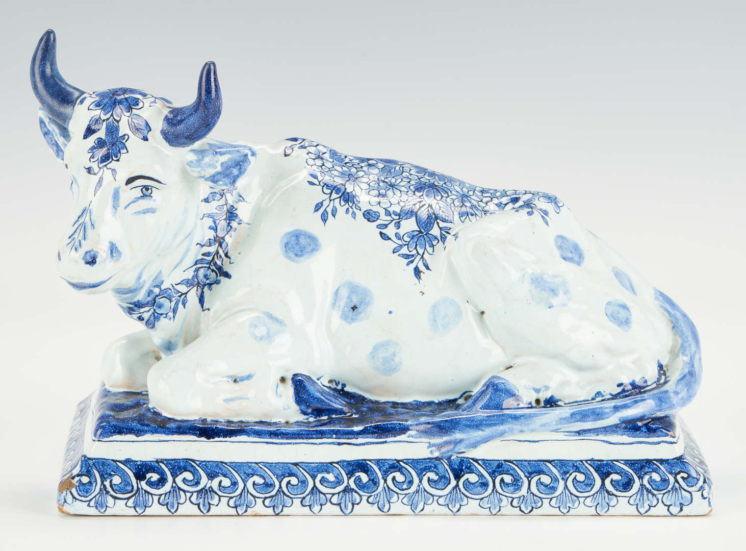 Lot 972: Pair Delft Blue & White Cow Figurines, 18th C.