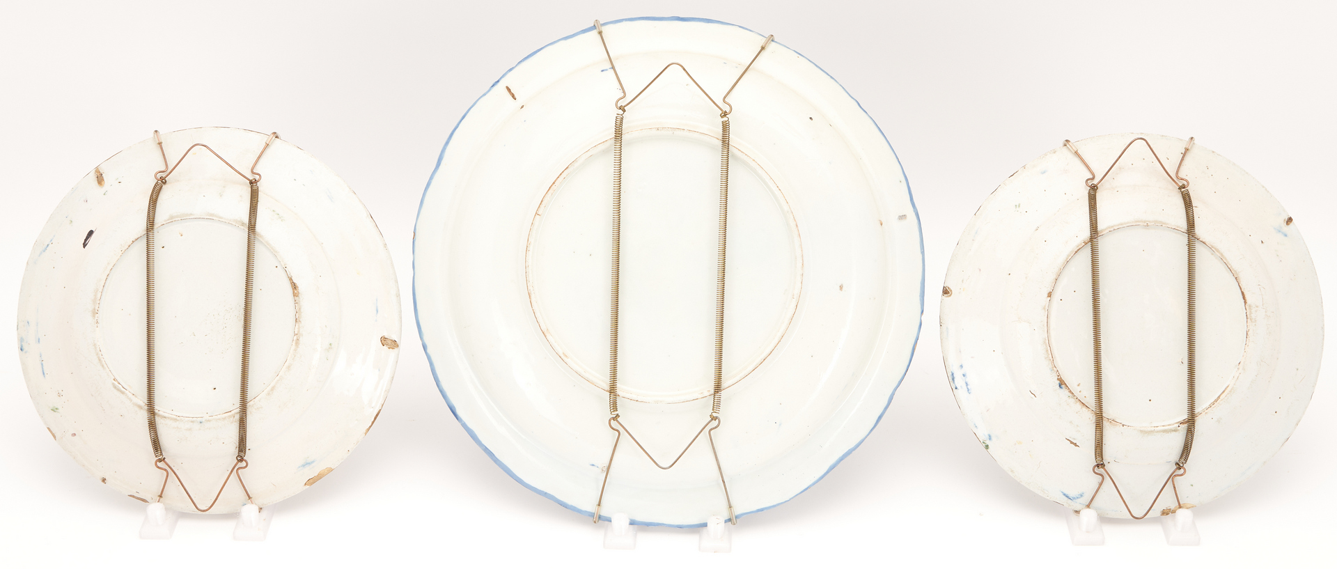 Lot 973: Three (3) Delft Plates, incl. Polychrome