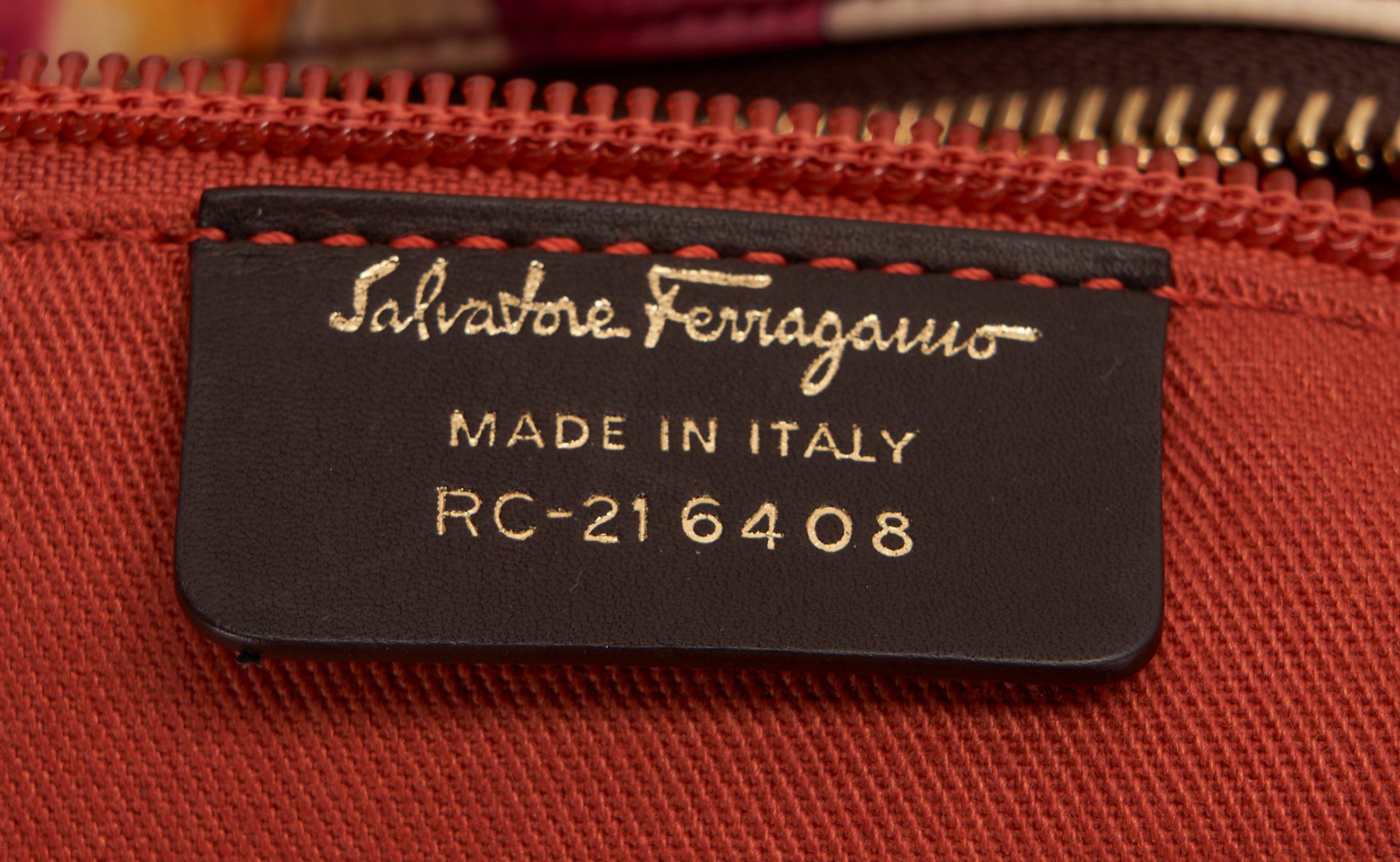Lot 1090: 6 Salvatore Ferragamo Bags, incl. NWT
