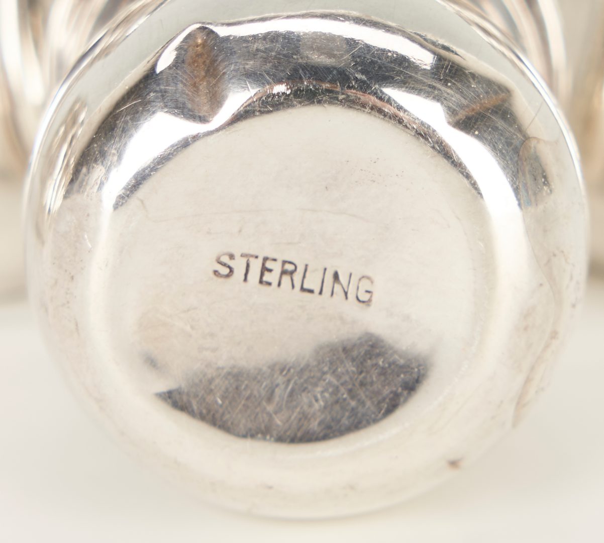 Lot 1260: 25 pcs Assorted Sterling, incl. Salt & Pepper Shakers