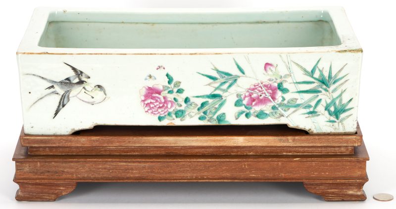 Lot 19: Chinese Famille Rose Jardiniere w/ Stand