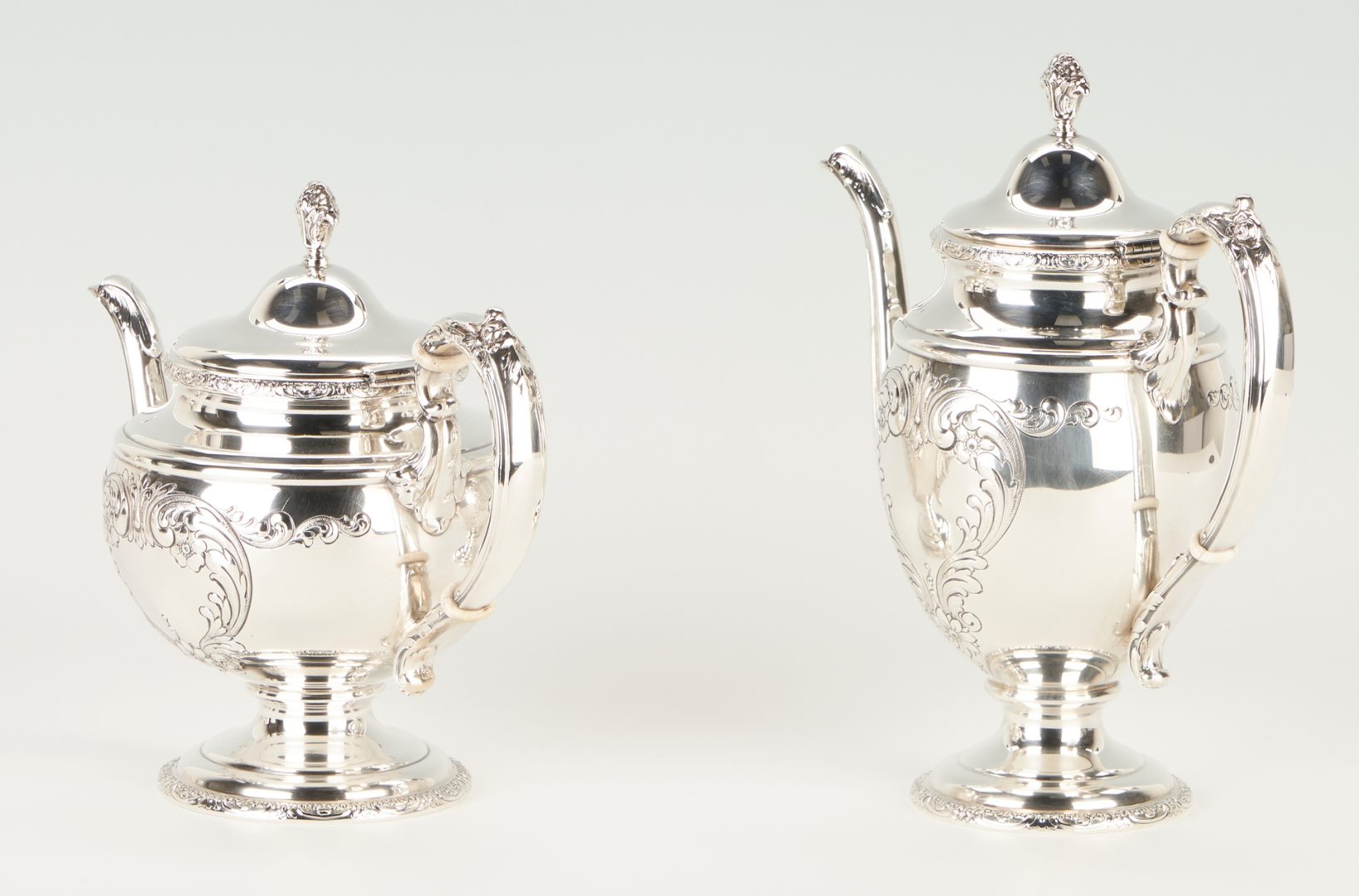 Lot 423: 5 Pcs. Towle Old Master Sterling Silver Tea Set + Gorham Chantilly S/P Tray