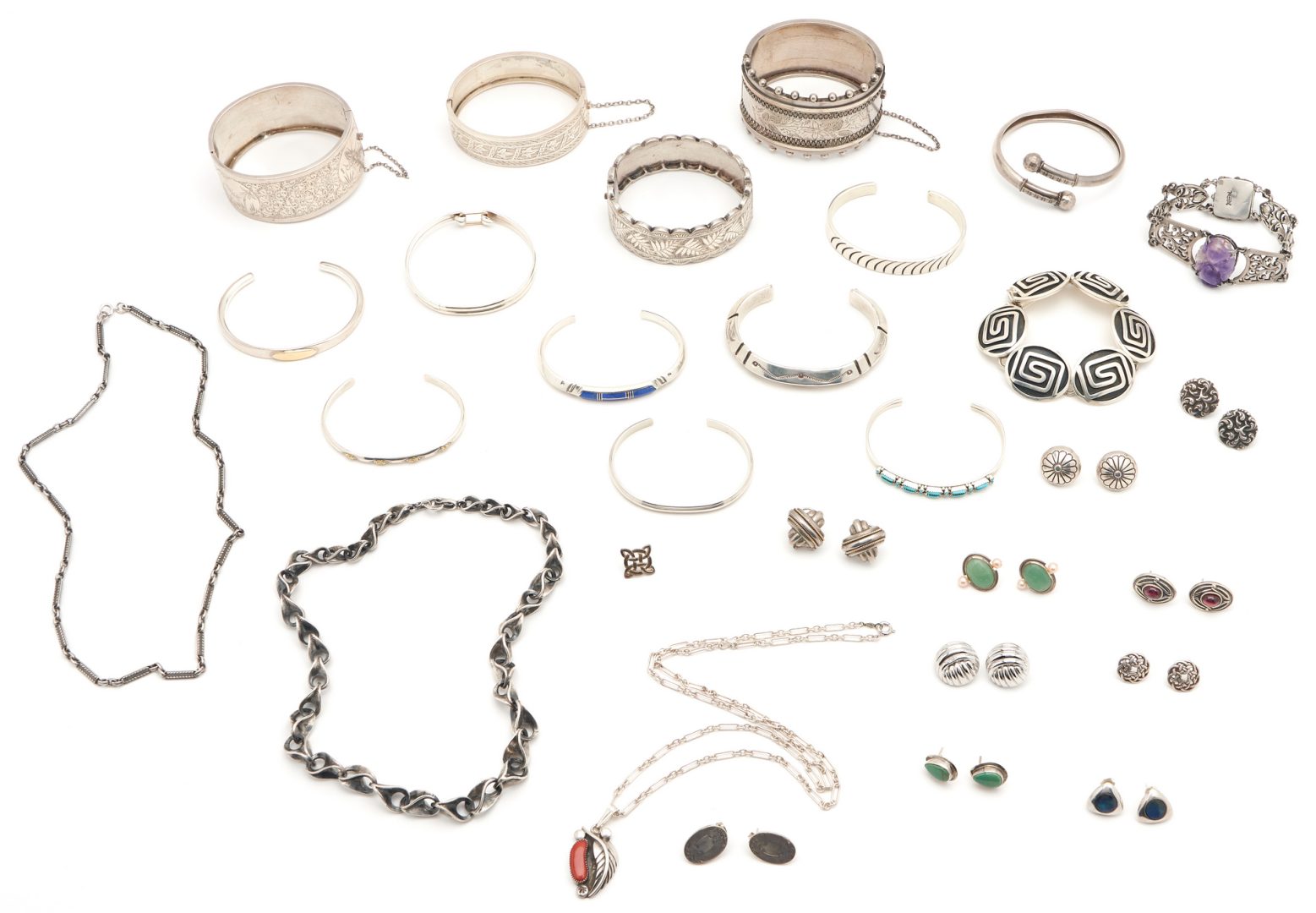Lot 629: 29 Native American & American Jewelry Items