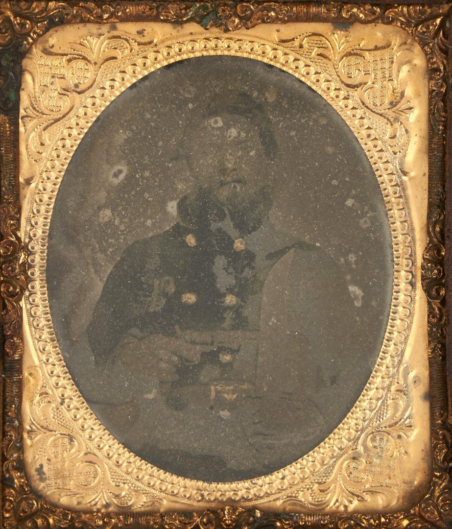 Lot 653: Ambrotype of Armed TN CSA Soldier, poss. Maury Artillery
