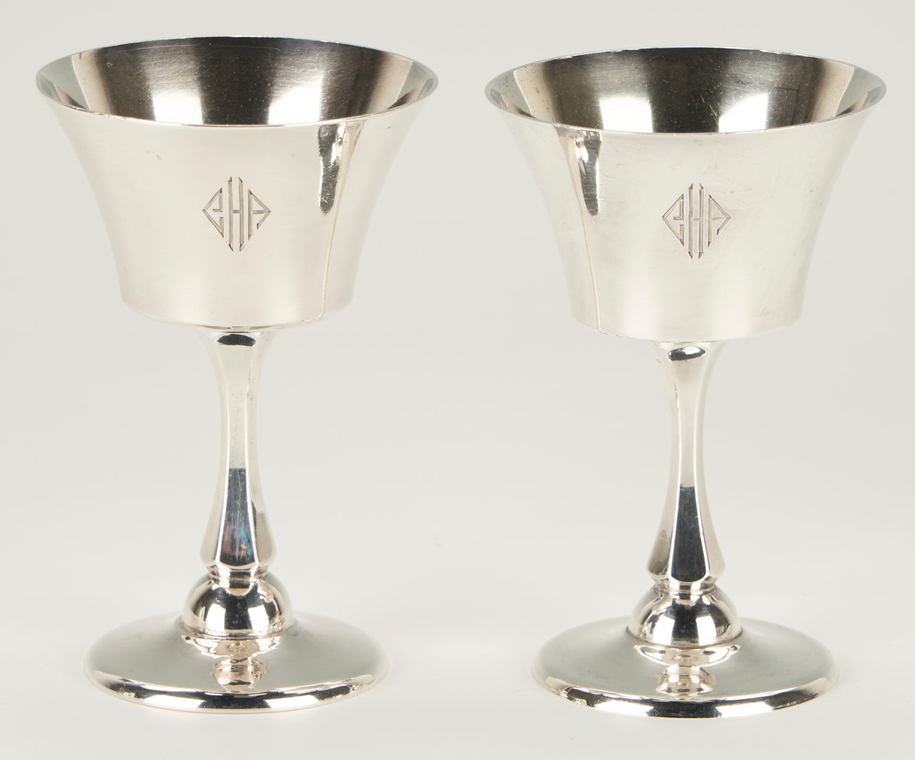 Lot 821: 12 Black, Starr, & Frost Small Sterling Silver Wine Goblets