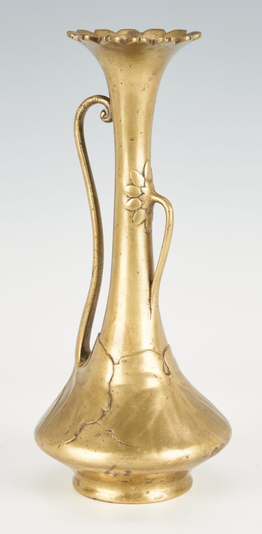 Lot 346: Art Deco Bronze Lamp and Inkwells plus Vase, 3 items