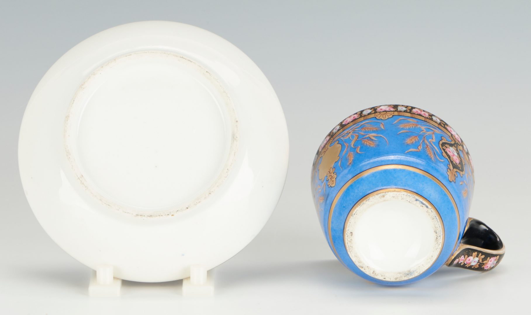 Lot 410: 10 French Old Paris Porcelain Pieces Items