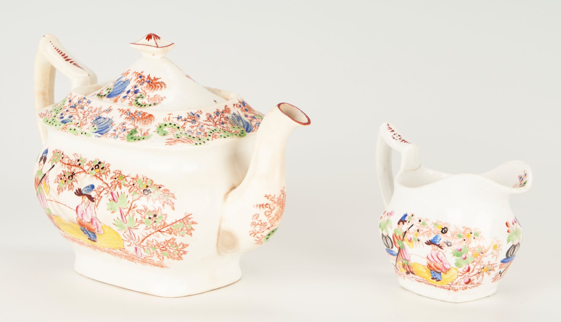 Lot 414: 32 Chinese Export and English Porcelain Tea Items