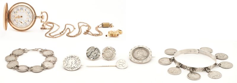 Lot 551: 161 American Waltham Pocketwatch + 6 Silver Coin Jewelry Items