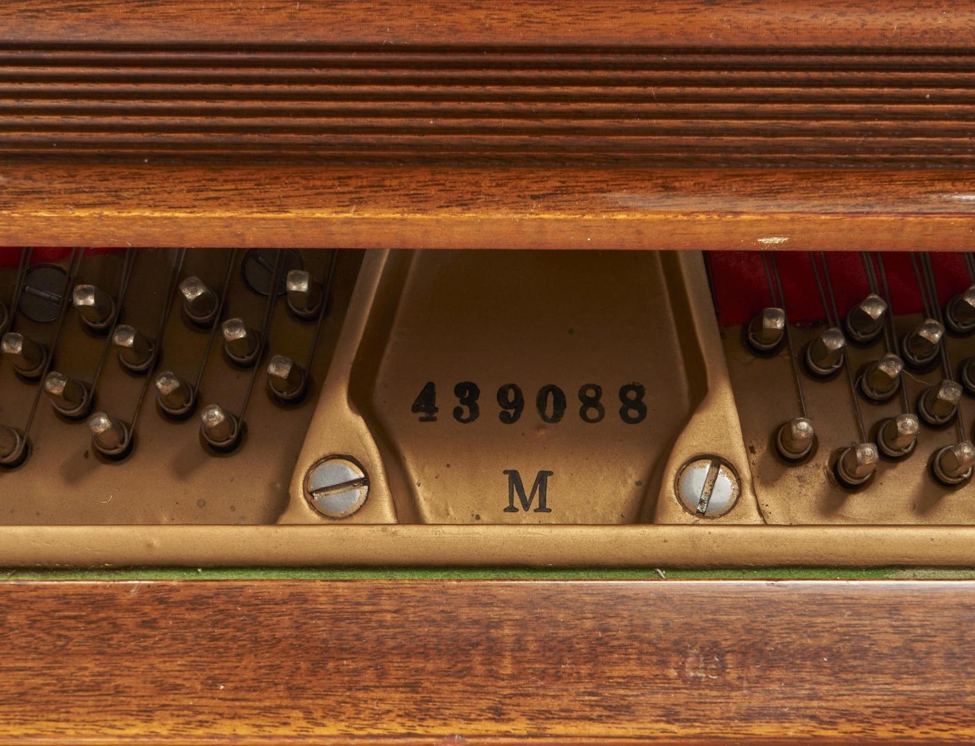 Lot 554: Steinway & Sons Model M Grand Piano, Mahogany Finish