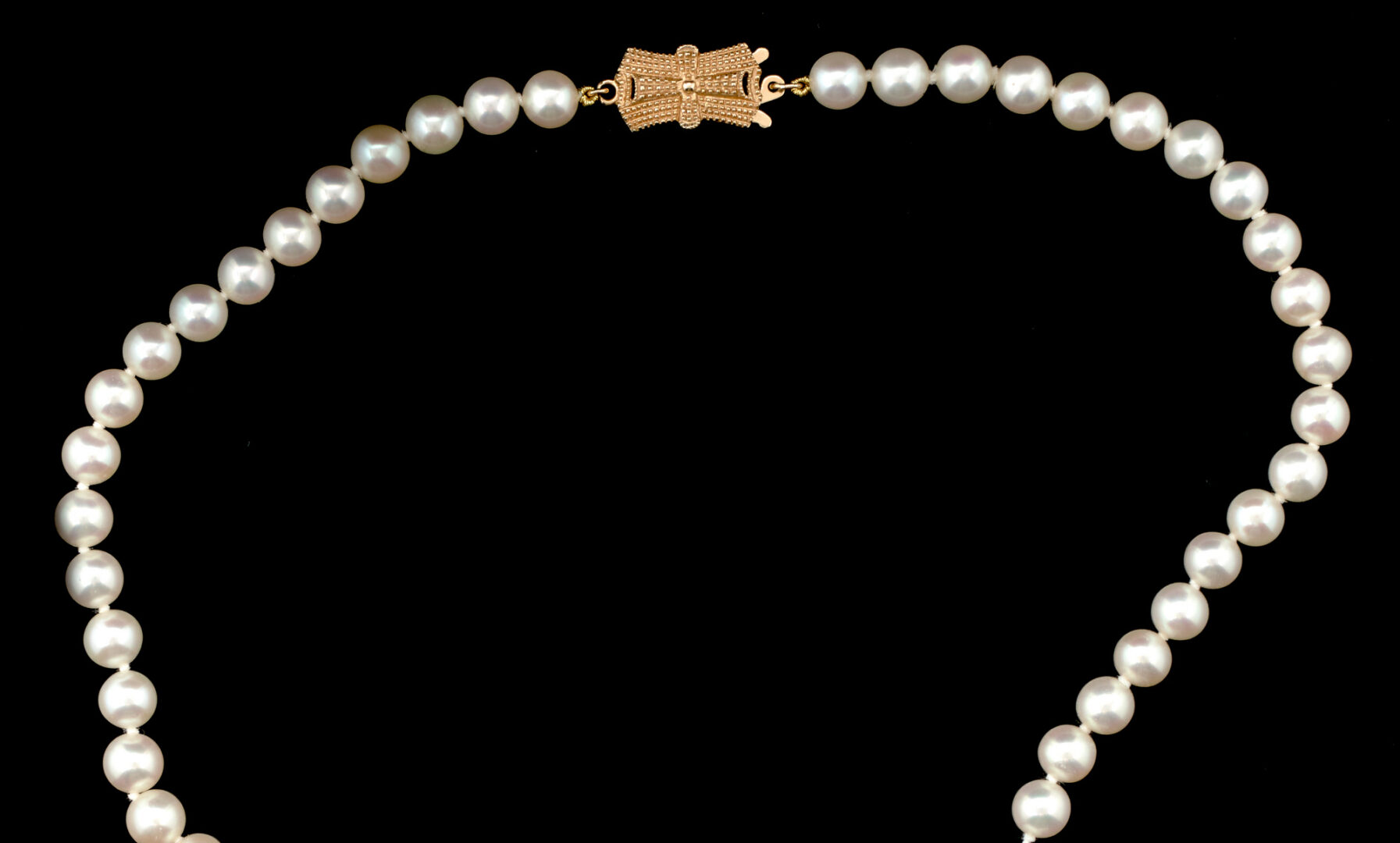 Lot 1001: 3 pcs. Pearl Jewelry incl. Mikimoto Necklace, Bracelet, & Earrings