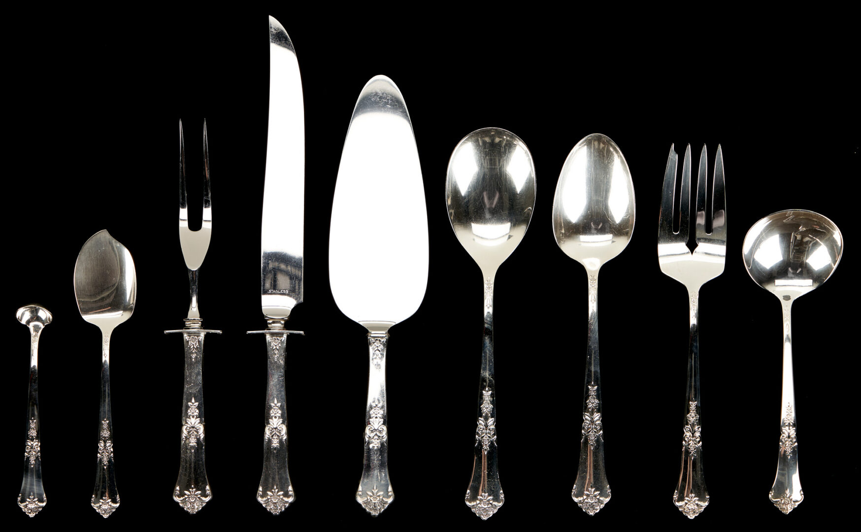 Lot 1027: 37 Pcs. State House Stately Sterling Silver Flatware