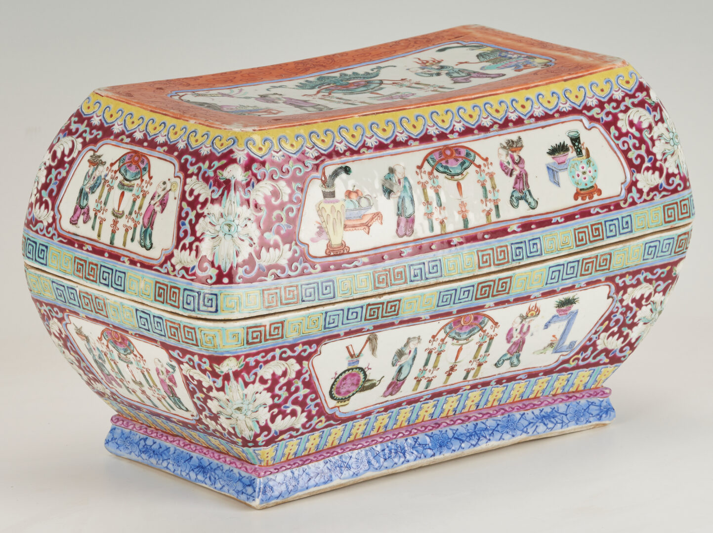 Lot 10: Large Qing Chinese Famille Rose Porcelain Box