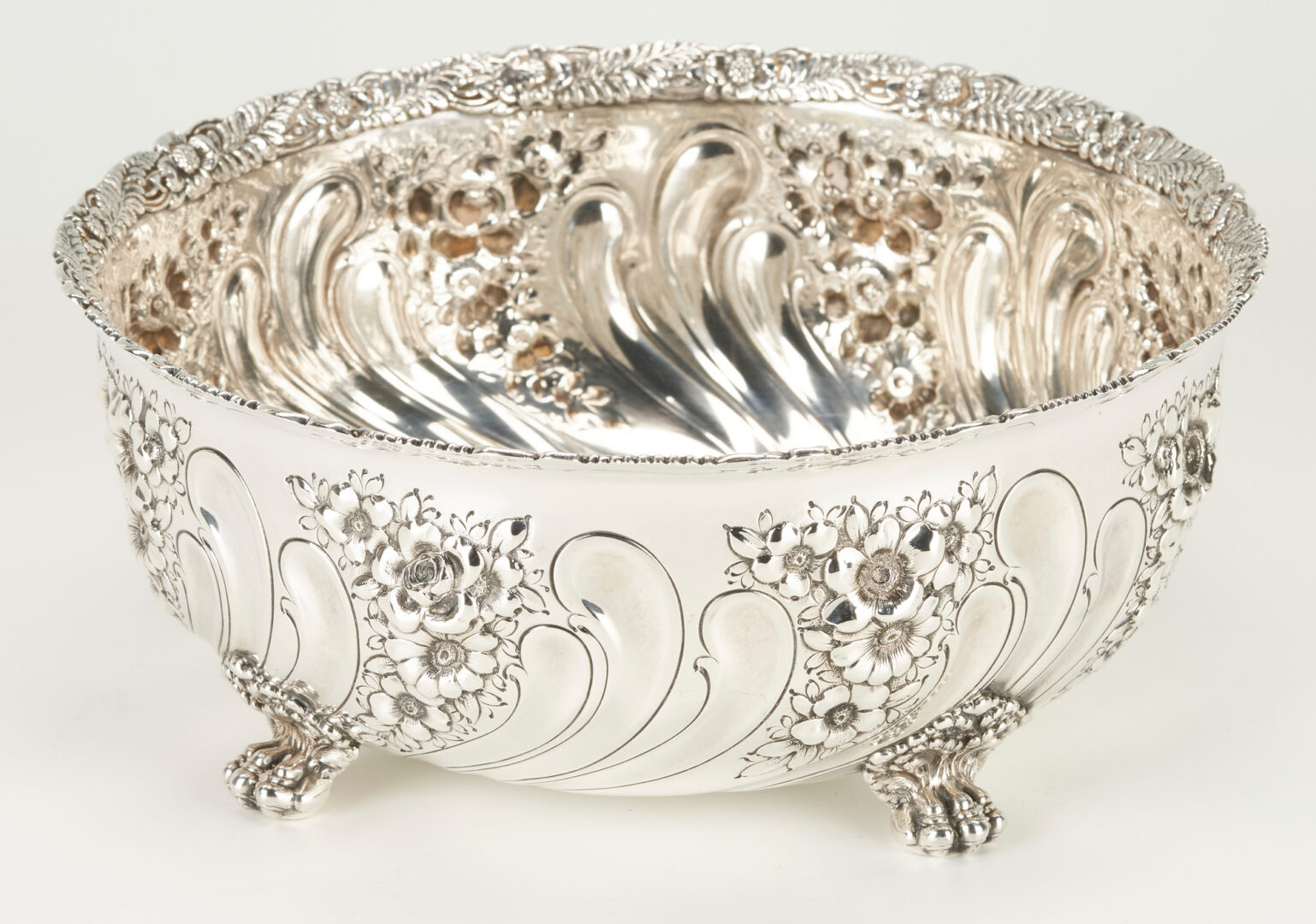 Lot 1122: 3 pcs. Tiffany & Co. Sterling: Repousse Bowl, Pear Box, St. Dunstan