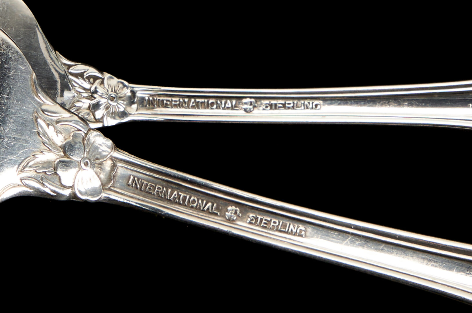 Lot 1123: 45 pcs. International Wild Rose Sterling Silver Flatware + 1 Gorham Spoon