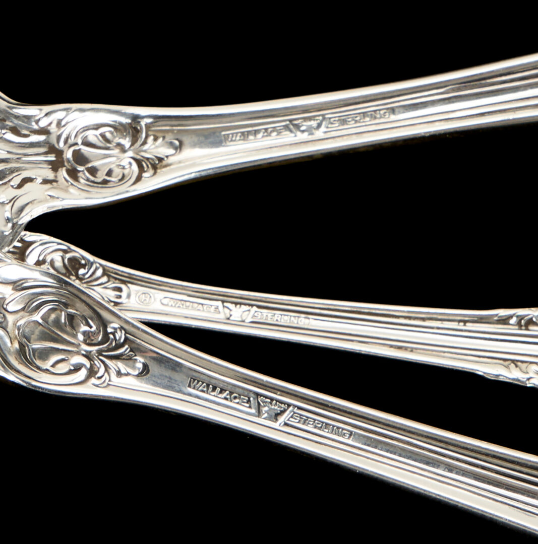 Lot 1138: 30 Pcs of Wallace Sir Christopher Sterling Silver Flatware Including Fish Set