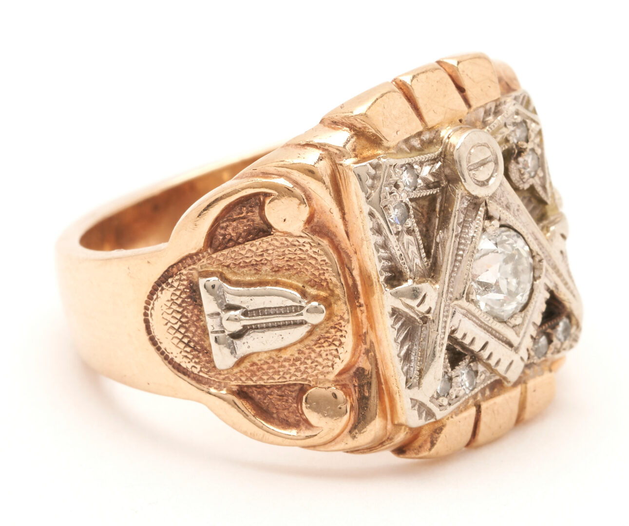 Lot 1181: 10K Gold & Diamond Masonic Ring