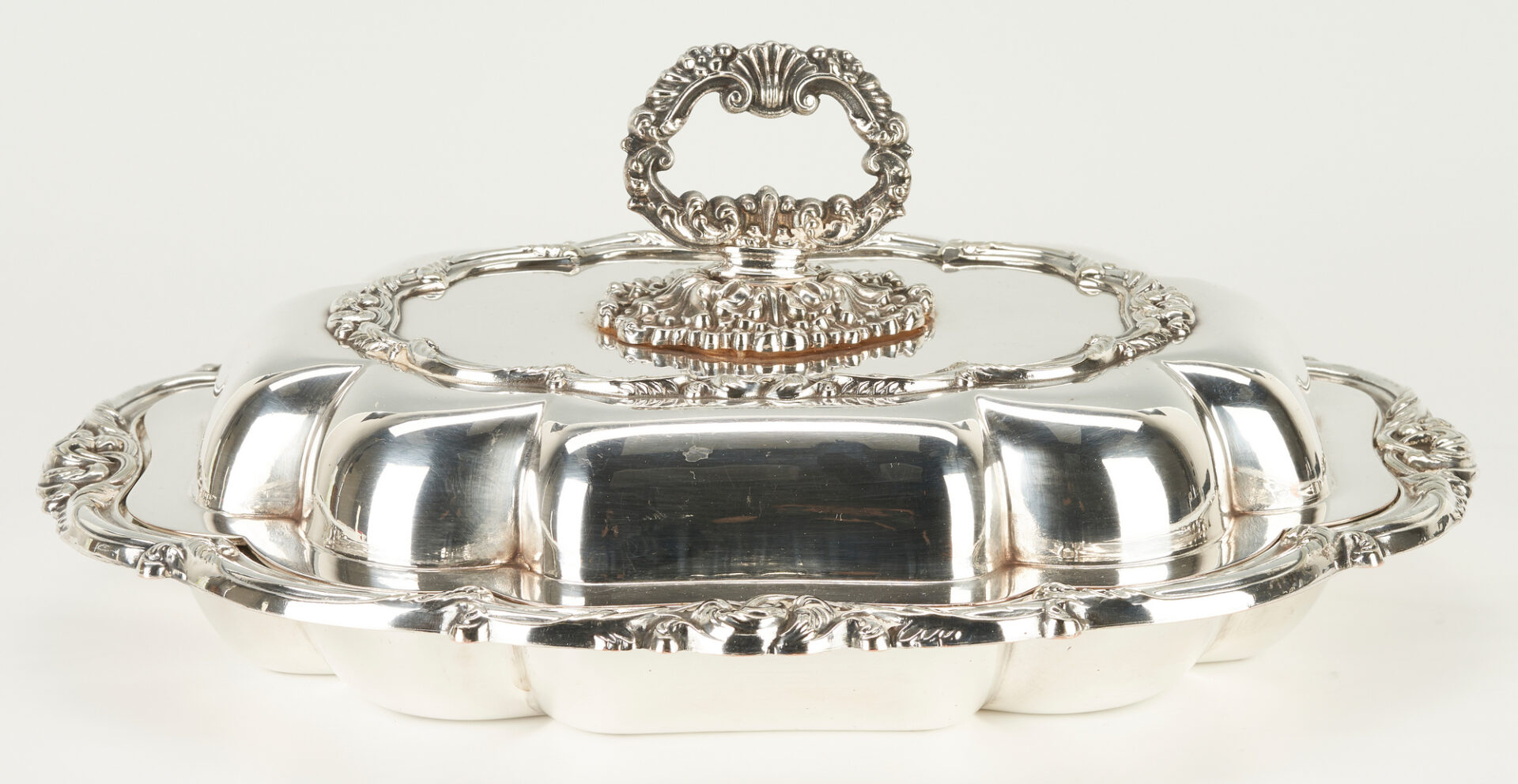 Lot 1209: 5 Pieces of English & American Silver Plated Hollowware